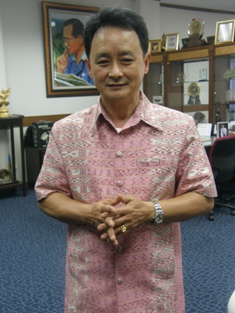 แนวทางการดำเนินกิจกรรมปกป้องสถาบันหลักของชาติ ตามภารกิจเร่งด่วนของกระทรวงมหาดไทย เกี่ยวข้องกับนโยบาย คสช. ของภาคส่วนในจังหวัดเชียงใหม่