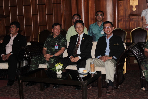 ผู้ว่าราชการจังหวัดเชียงใหม่ เปิดการประชุมเชิงปฏิบัติการแนวทางการจัดตั้งศูนย์ปรองดองสมานฉันท์ และมอบนโยบายปฏิบัติราชการให้ผู้นำองค์กรปกครองส่วนท้องถิ่นในจังหวัดเชียงใหม่