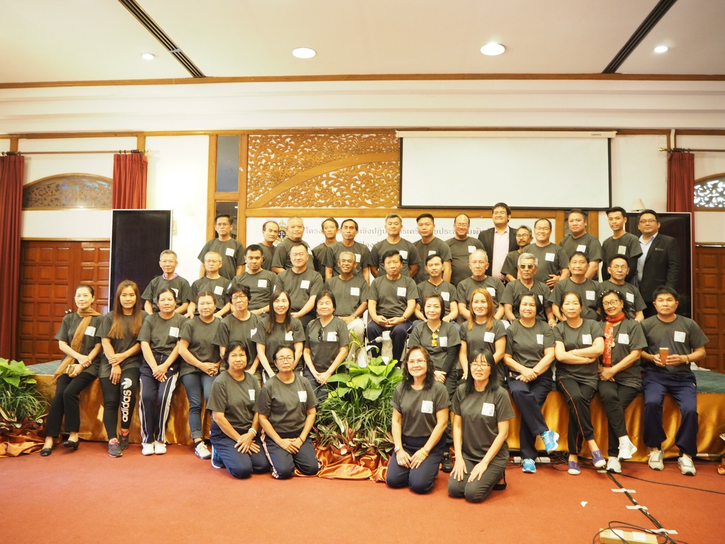 สำนักงาน ปปส.ภาค 5 สรุปผลการปฏิบัติการป้องกันและแก้ไขปัญหายาเสพติด 8 จังหวัดภาคเหนือตอนบน ปี 2561 ห้วง 6 เดือนแรก จับกุมผู้ต้องหากว่า 11,000 คน ยึดยาบ้าได้ 36 ล้านเม็ด ยึดทรัพย์กว่า 63 ล้านบาท