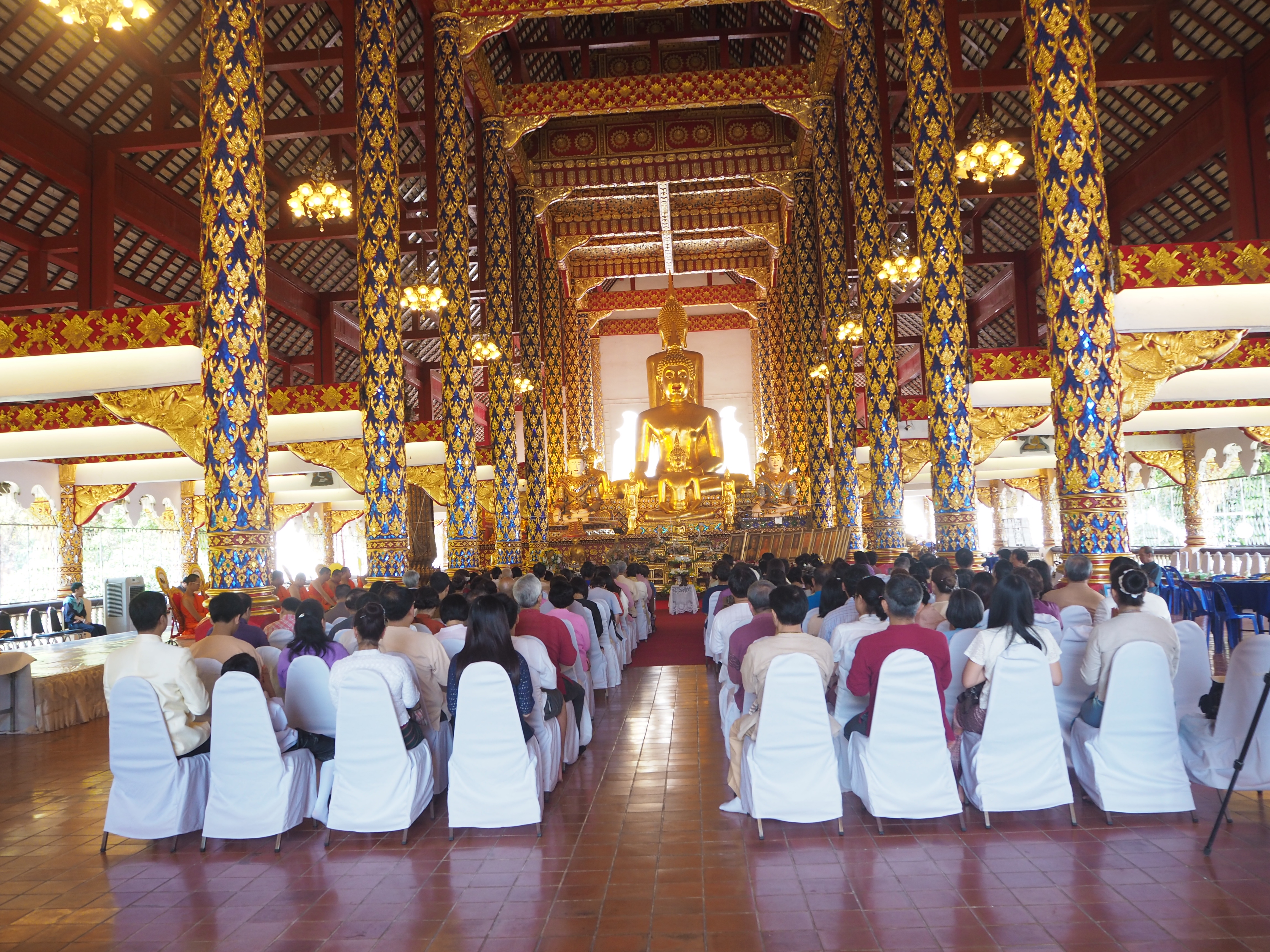 ถวายสักการะดำหัวกู่เจ้าหลวงเชียงใหม่ พระราชชายาเจ้าดารารัศมีและเจ้านายฝ่ายเหนือผู้ล่วงลับ