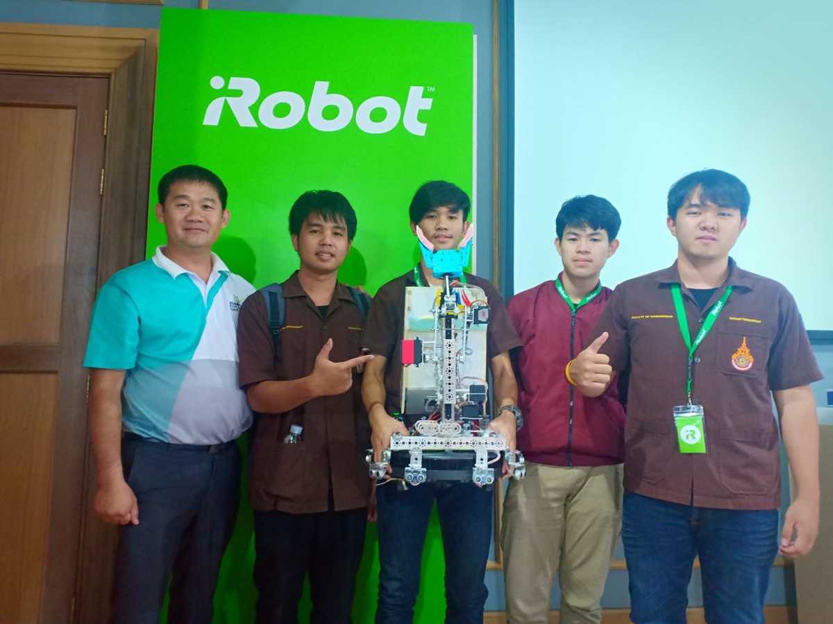 ทีม KSR Lanna คว้ารางวัลรอง อันดับสอง หุ่นยนต์ iROBOT Create – The Next Chapter of Living