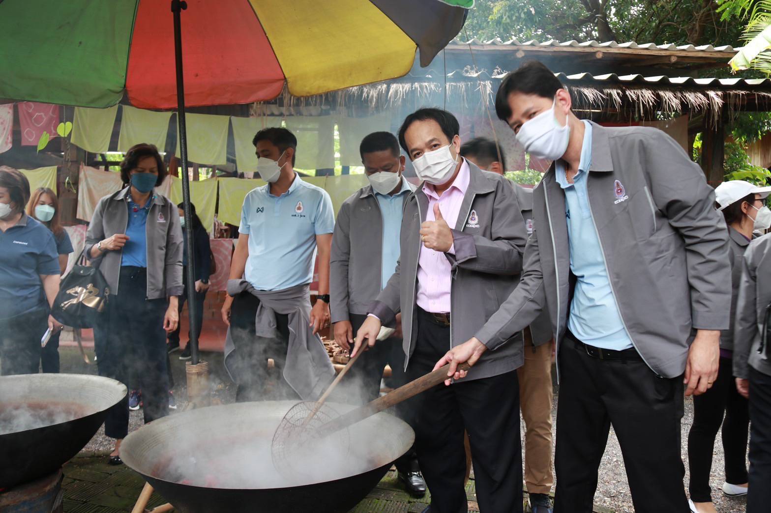 เชียงใหม่ - เปิดเส้นทางท่องเที่ยว บ้านออนใต้ CIV ชุมชนสร้างสรรค์