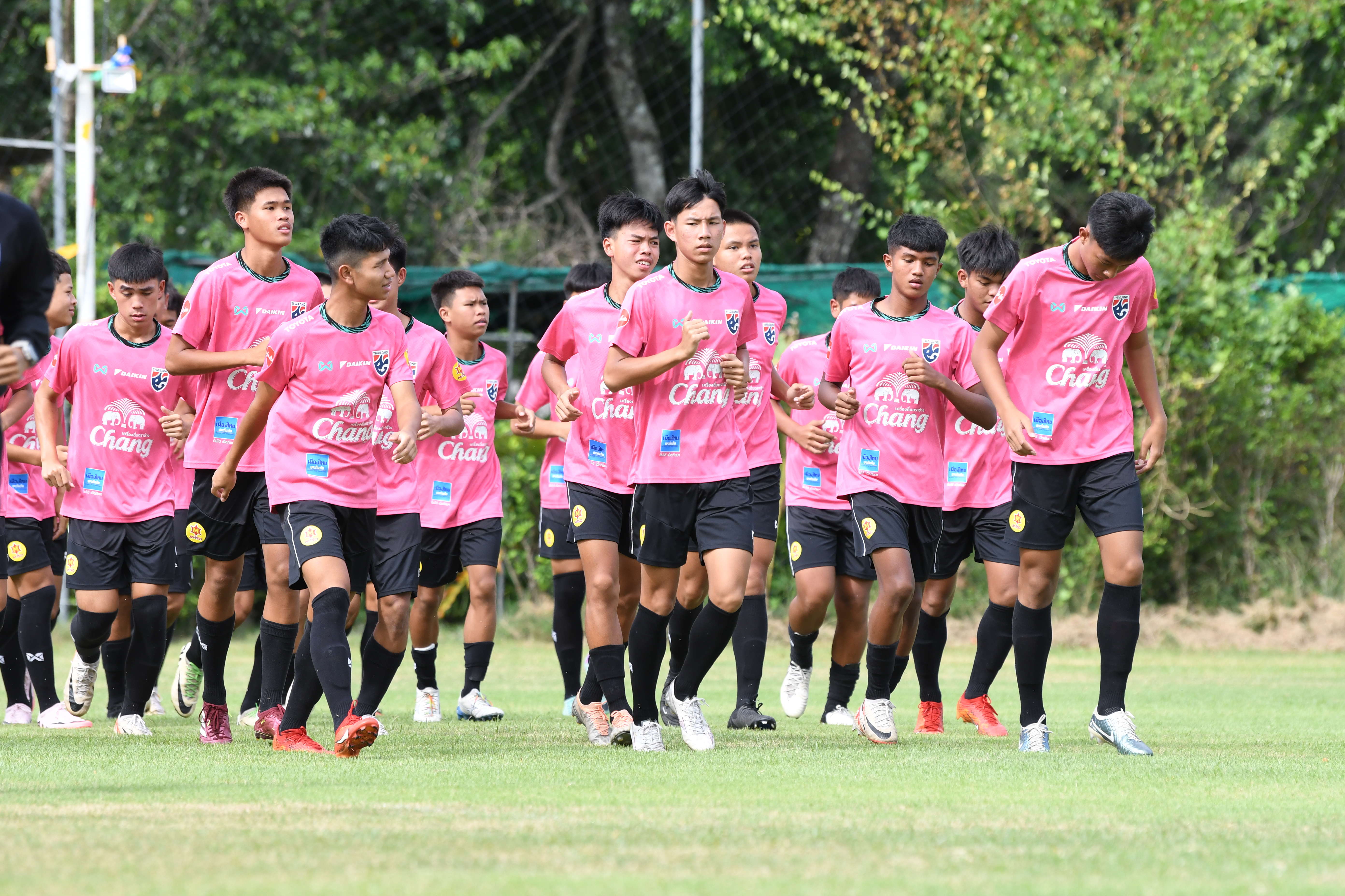 ทีมชาติไทย U17 ซ้อมครั้งสุดท้าย ก่อนอุ่นเครื่องกับ ชลบุรี เพื่อคัดนักเตะเหลือ 23 คน