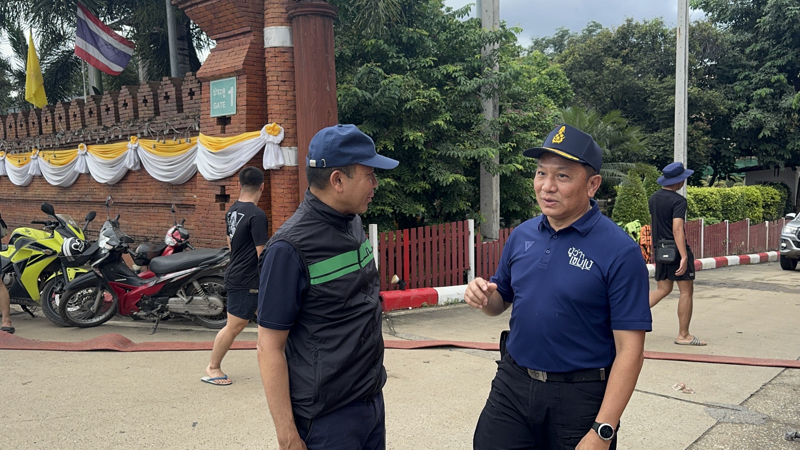 ผวจ.ชม.จับมือ ผบช.ภ.5 เตรียมพร้อมรับมือสถานการณ์น้ำท่วมรอบสองเชียงใหม่ พร้อมจัดรถครัวสนามเพื่อประชาชน 